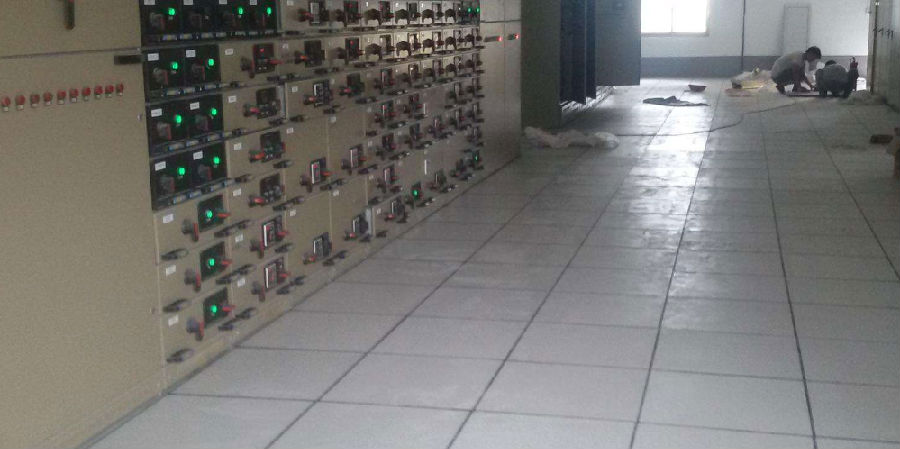 草莓影院污下载安装地板.png